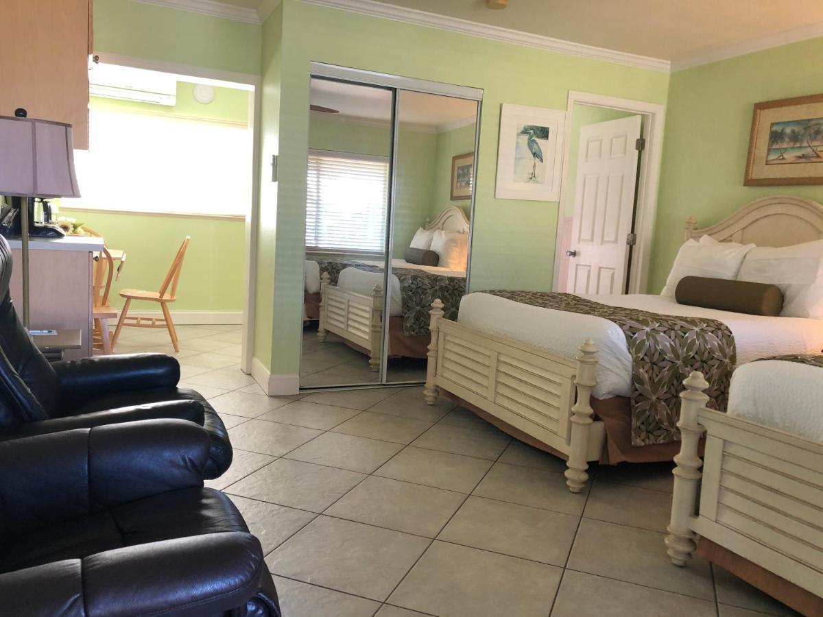 Tropical Beach Resorts - Sarasota Сиеста Кий Екстериор снимка