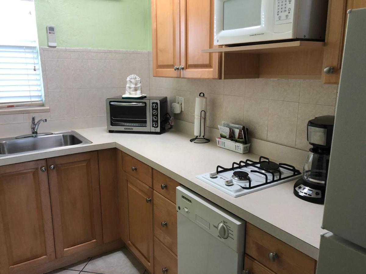 Tropical Beach Resorts - Sarasota Сиеста Кий Екстериор снимка