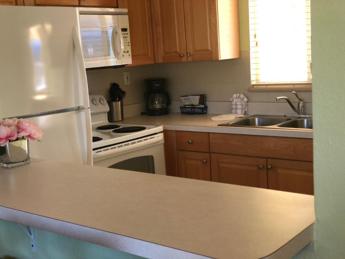 Tropical Beach Resorts - Sarasota Сиеста Кий Екстериор снимка