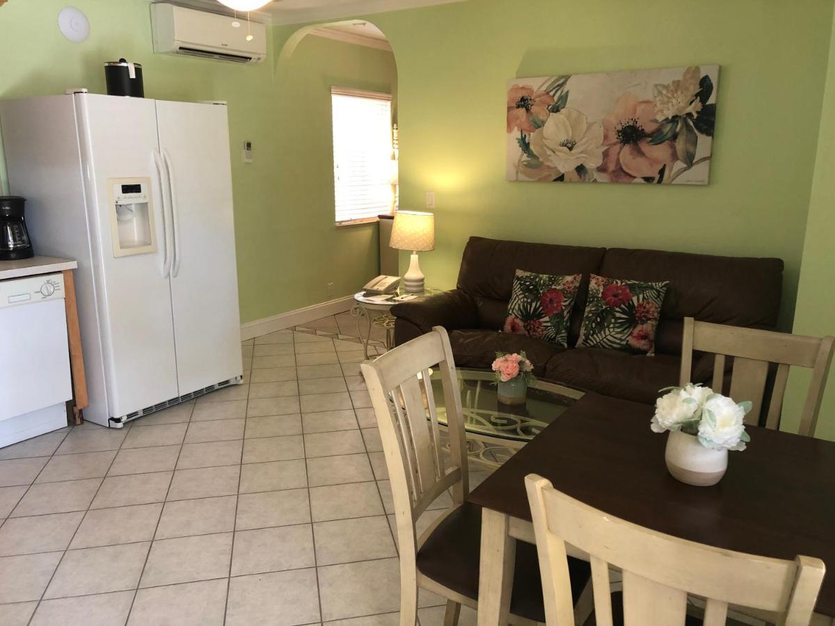 Tropical Beach Resorts - Sarasota Сиеста Кий Екстериор снимка