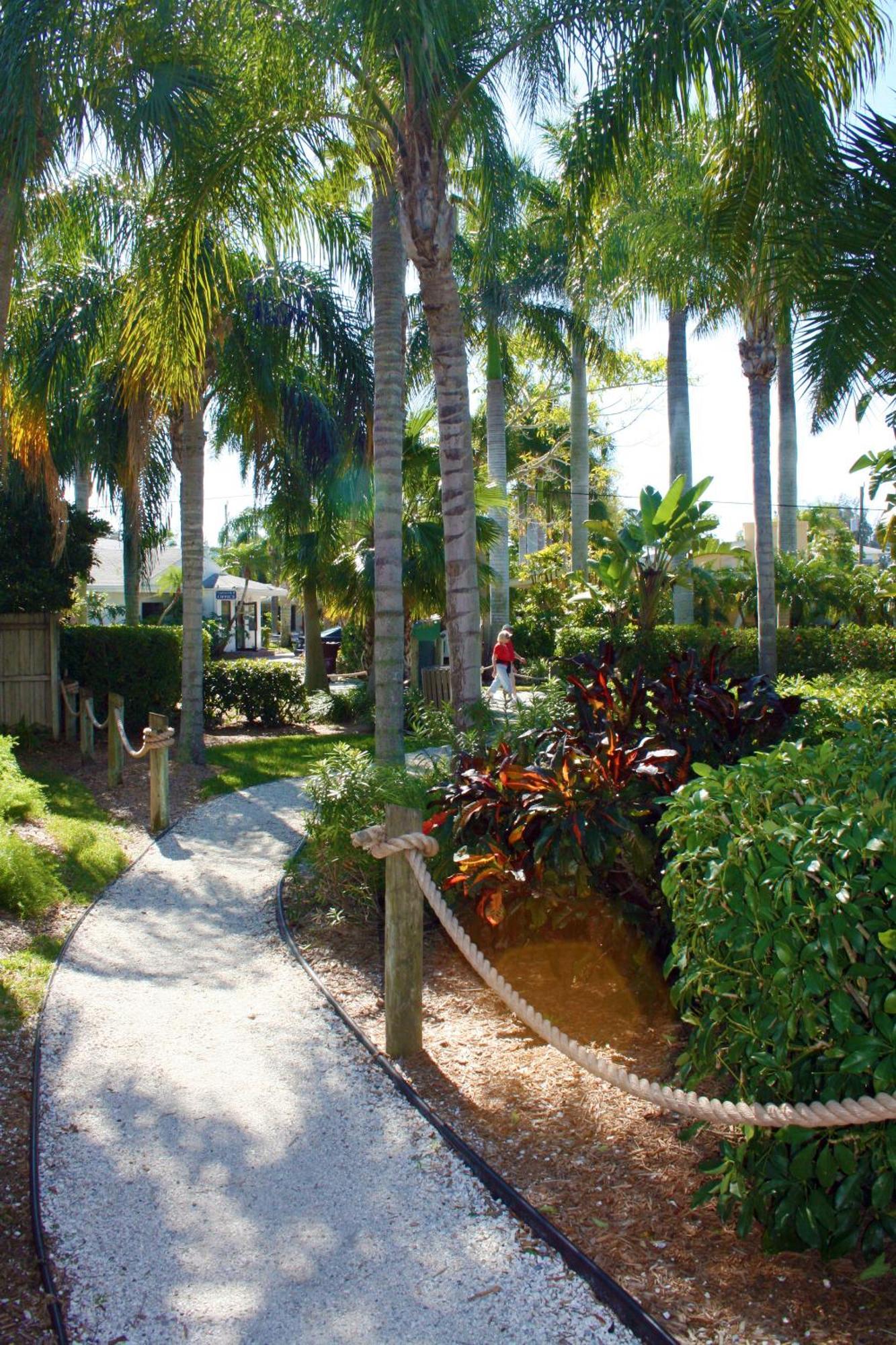 Tropical Beach Resorts - Sarasota Сиеста Кий Екстериор снимка