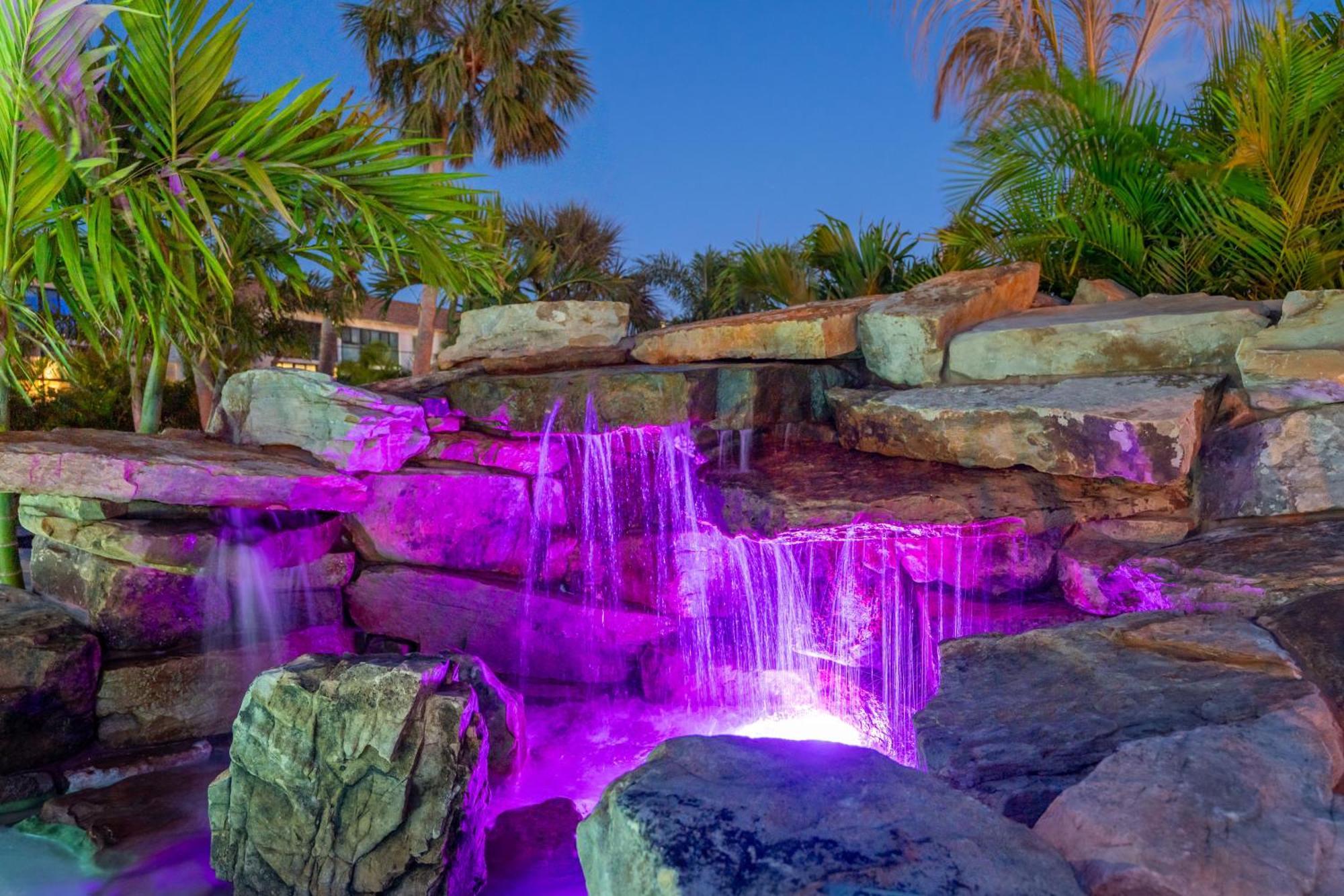 Tropical Beach Resorts - Sarasota Сиеста Кий Екстериор снимка
