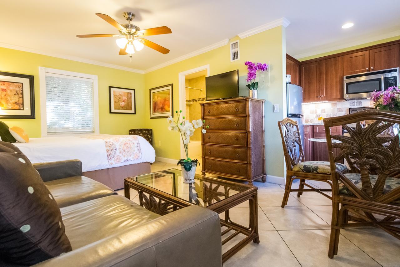 Tropical Beach Resorts - Sarasota Сиеста Кий Екстериор снимка
