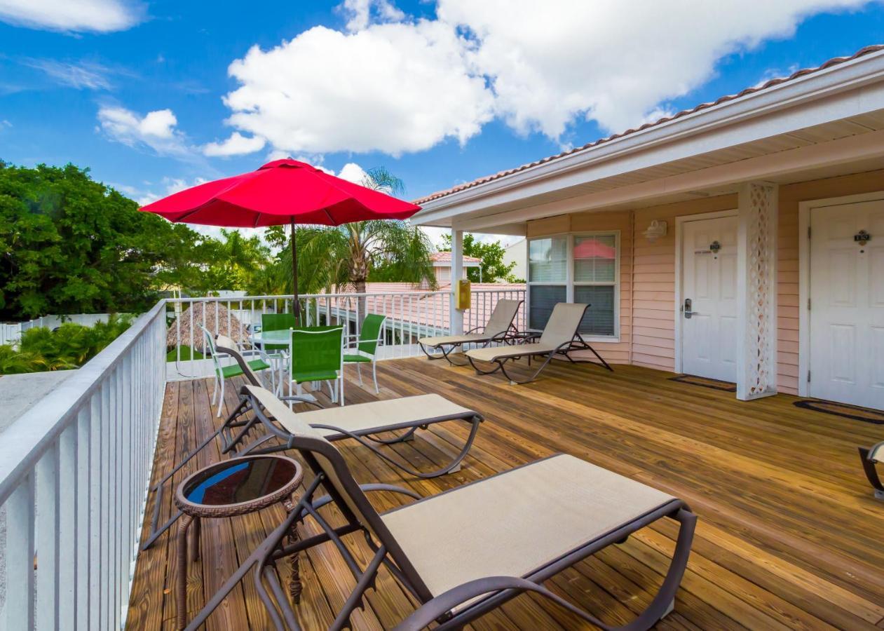 Tropical Beach Resorts - Sarasota Сиеста Кий Екстериор снимка